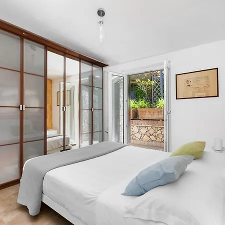 Villa Priora Sleeps 14 With Pool And Wifi Sorrento