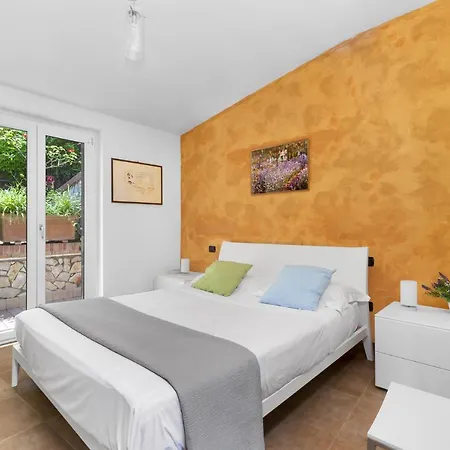 Priora Sleeps 14 With Pool And Wifi